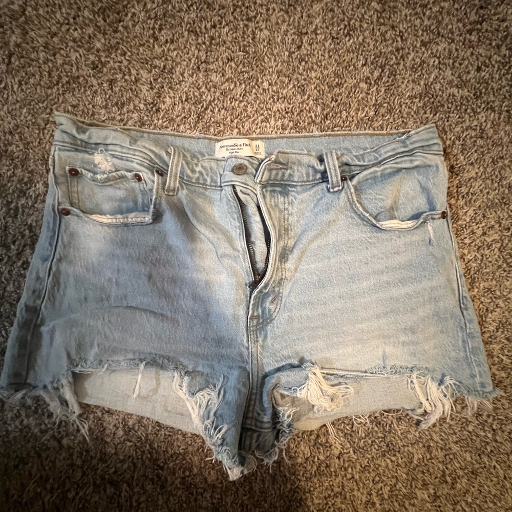 A&F high rise mom shorts - size 31/12